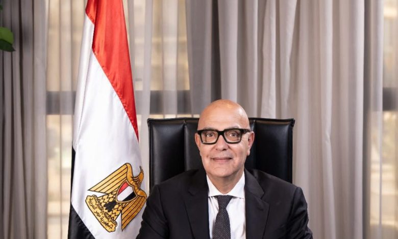 النائب أحمد صبور: افتتاح المتحف المصري الكبير بمثابة إعلان عن ميلاد عصر جديد من التفاعل بين الحضارة والتكنولوجيا النائب أحمد صبور: افتتاح المتحف المصري الكبير بمثابة إعلان عن ميلاد عصر جديد من التفاعل بين الحضارة والتكنولوجيا