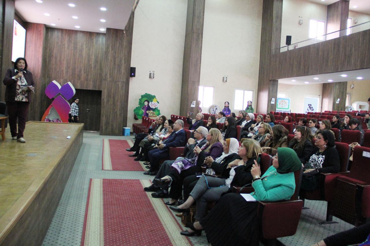 الدبلوماسية في مواجهة العنف ضد المرأة… لقاء بالمجلس القومي للمرأة ضمن حملة الـ16 يومًا لمناهضة العنف